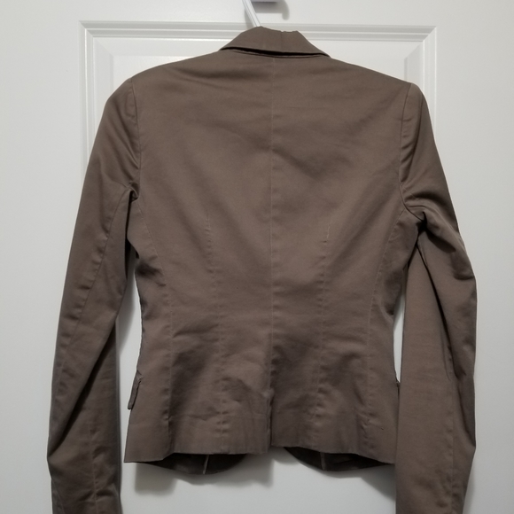 Tailored blazer faux pockets - Picture 3 of 3